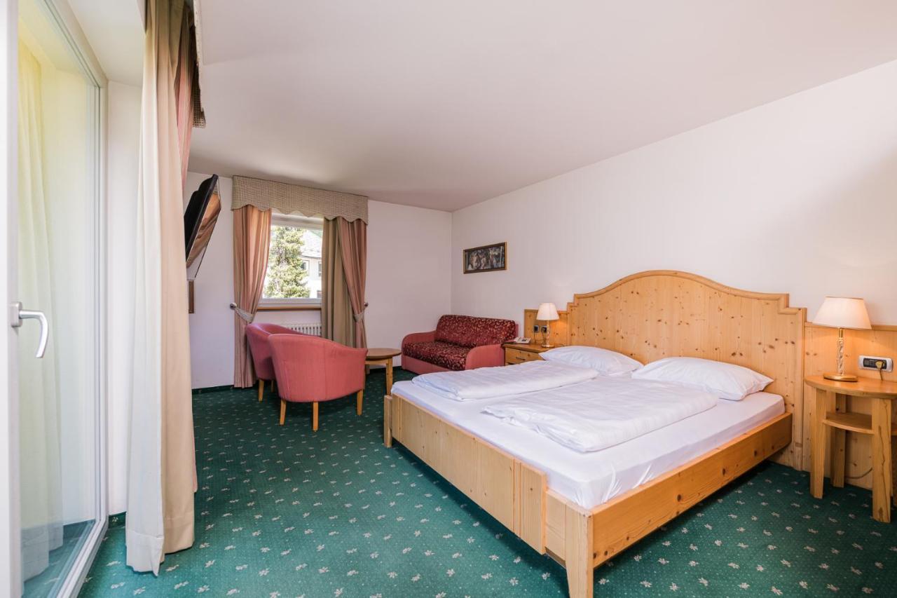 Hotel Kronplatz Olang Exterior photo